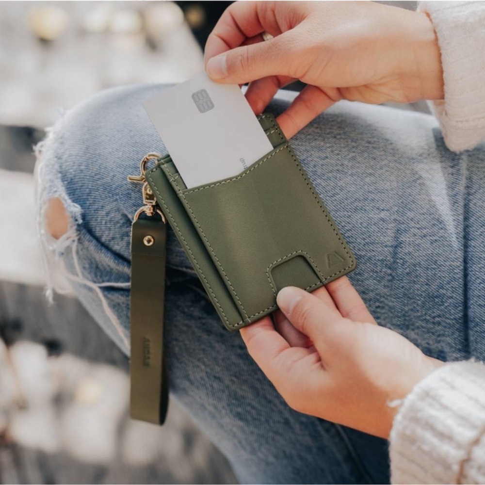 Olive green Denner wallet